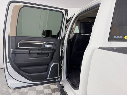 Used 2020 RAM 3500 Laramie AWD/4WD image 12