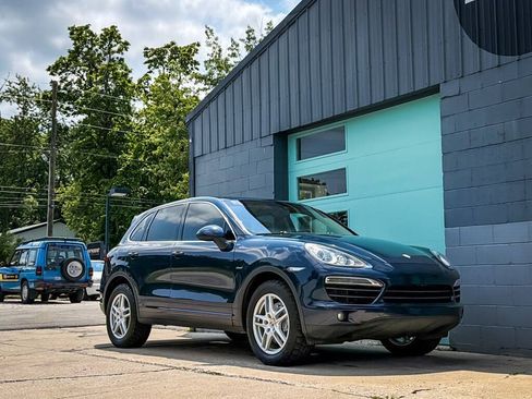 Used 2013 Porsche Cayenne Diesel AWD/4WD image 11