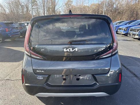 Used 2023 Kia Soul LX w/ Option Group 015 FWD image 6
