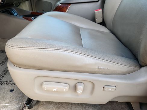 Used 2006 Toyota Tundra Limited w/ All Weather Guard Pkg AWD/4WD image 14
