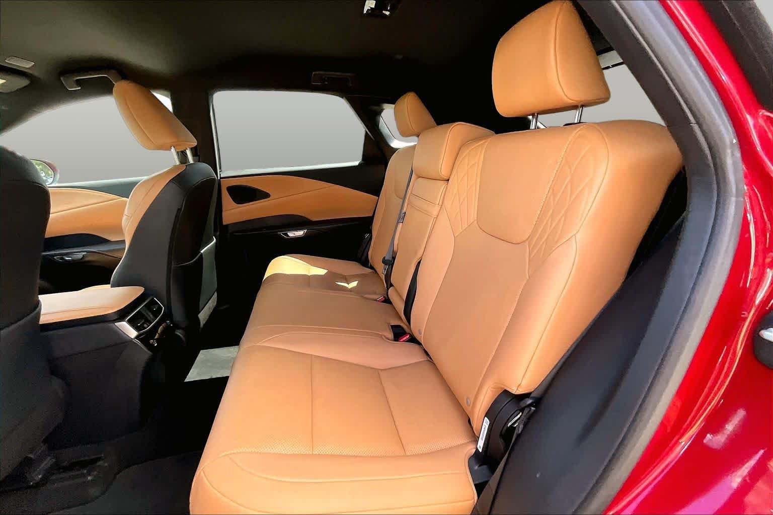 Used 2025 Lexus RX 350 FWD w/ Technology Package image 21