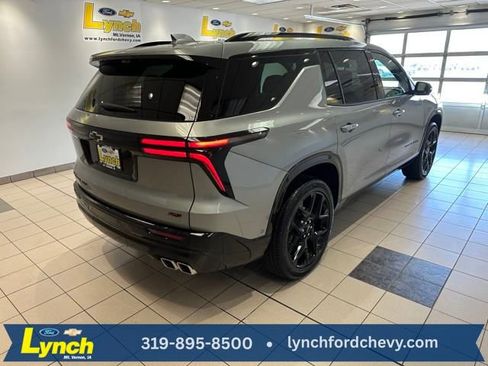 Used 2024 Chevrolet Traverse RS w/ LPO, Floor Liner Package image 31