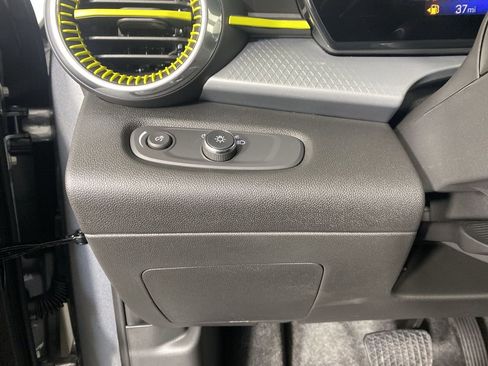 New 2026 Chevrolet Trax LT w/ Driver Confidence Package image 18