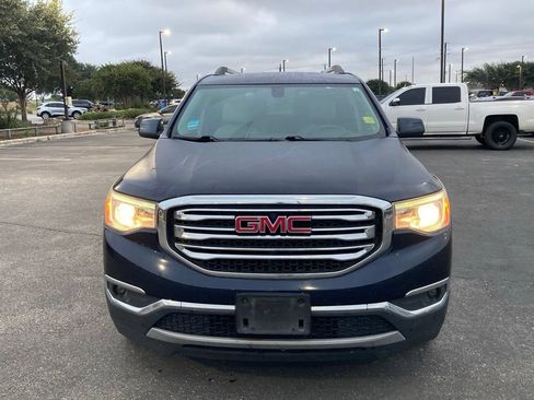 Used 2017 GMC Acadia SLT AWD/4WD image 2