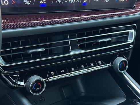 New 2026 Chevrolet Traverse Z71 image 22