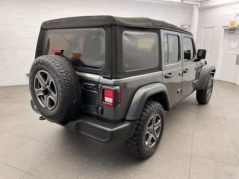 Used 2018 Jeep Wrangler Unlimited Sport S image 5