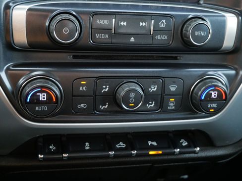 Used 2017 GMC Sierra 1500 SLE w/ SLE Value Package image 24