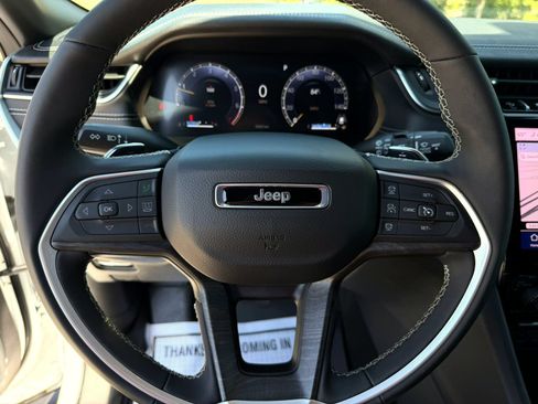 Used 2025 Jeep Grand Cherokee L Limited w/ Trailer Tow Package AWD/4WD image 22