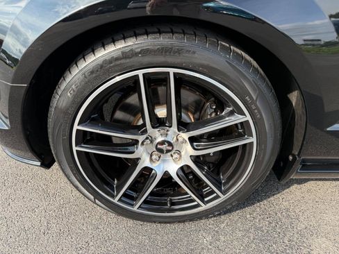 Used 2007 Ford Mustang GT Premium RWD image 12