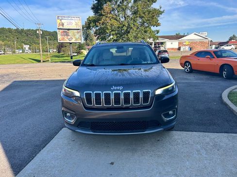 Used 2020 Jeep Cherokee Limited AWD/4WD image 2