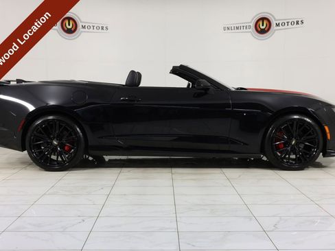 Used 2022 Chevrolet Camaro SS image 2