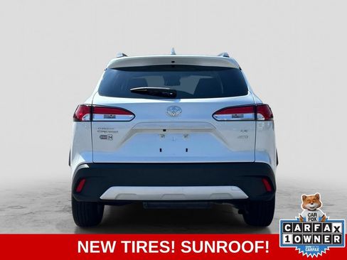 Used 2024 Toyota Corolla Cross LE w/ Moonroof Package AWD/4WD image 5