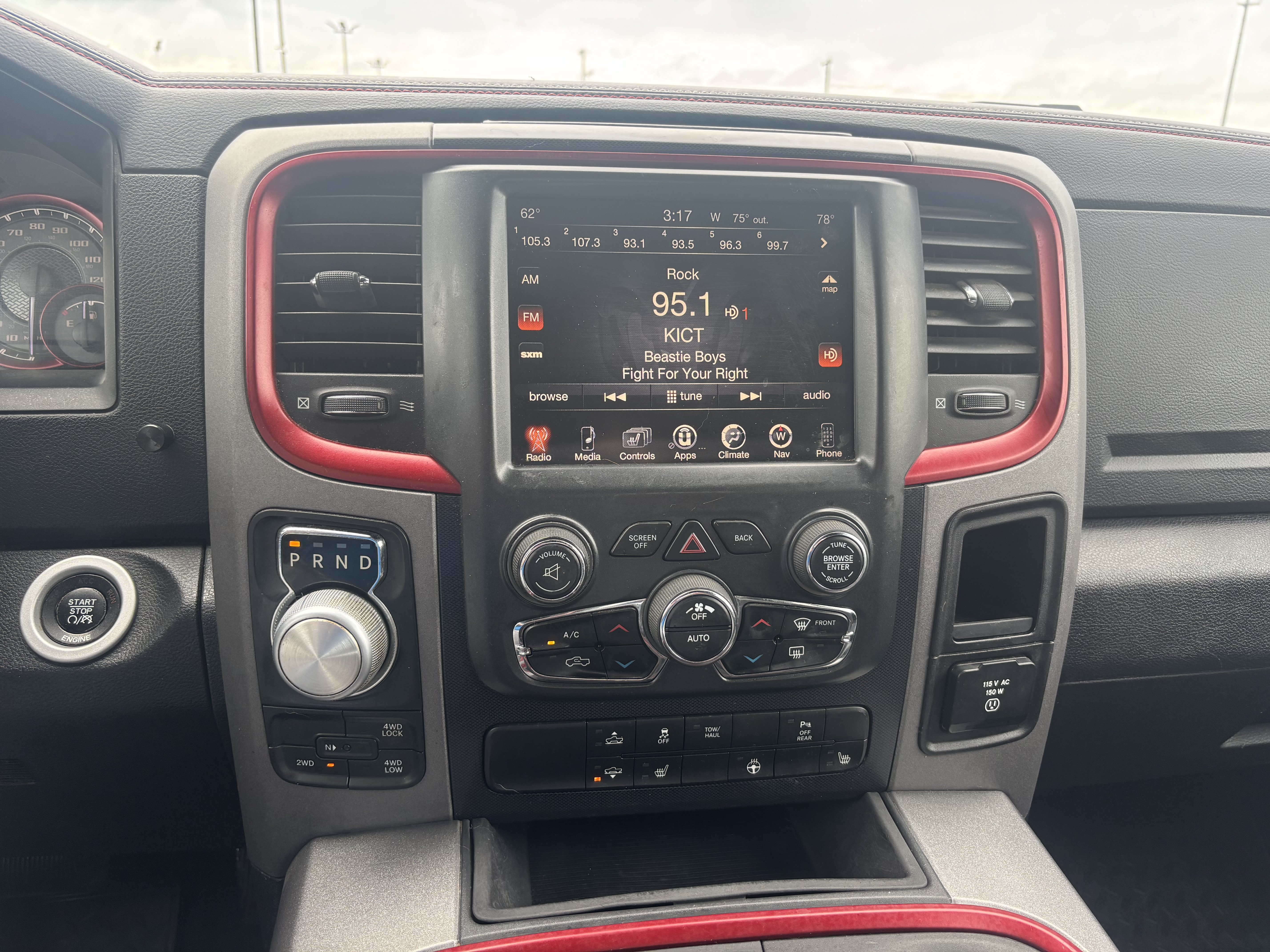 Used 2016 RAM 1500 Rebel AWD/4WD image 11