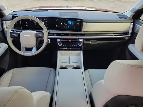 Used 2025 Hyundai Santa Fe Calligraphy image 13