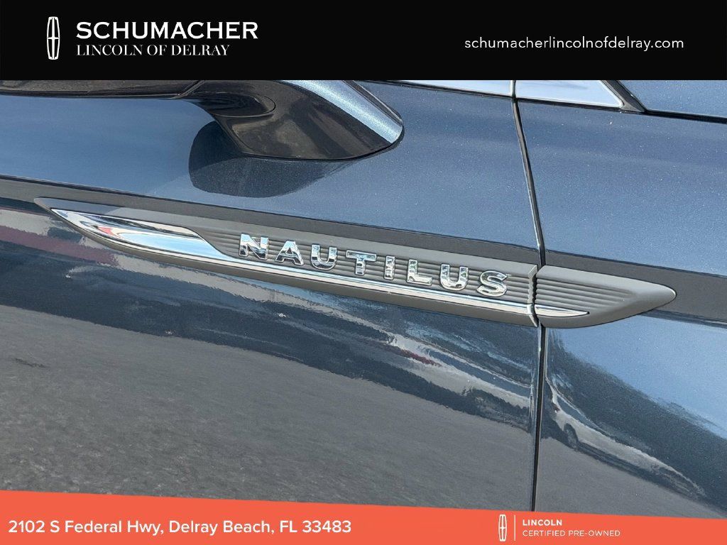 Used 2022 Lincoln Nautilus FWD w/ Premium Package image 9