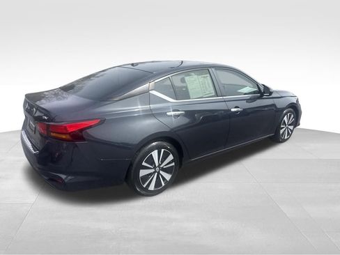 Used 2022 Nissan Altima 2.5 SV image 6