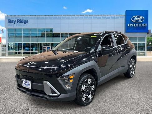 Used 2025 Hyundai Kona SEL AWD/4WD image 10