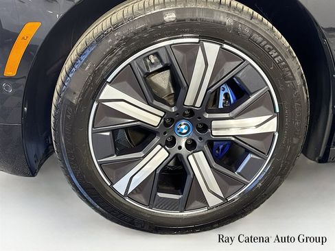 Used 2023 BMW iX xDrive50 w/ Sport Package AWD/4WD image 31