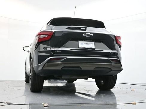 Used 2024 Chevrolet Trax ACTIV w/ Driver Confidence Package image 40