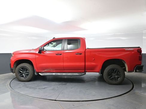 Used 2019 Chevrolet Silverado 1500 Custom Trail Boss w/ Custom Convenience Package AWD/4WD image 11