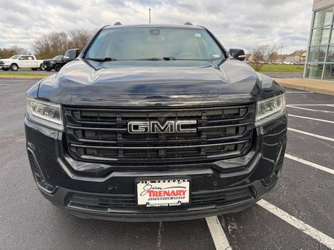 Used 2023 GMC Acadia SLT w/ Elevation Edition image 11