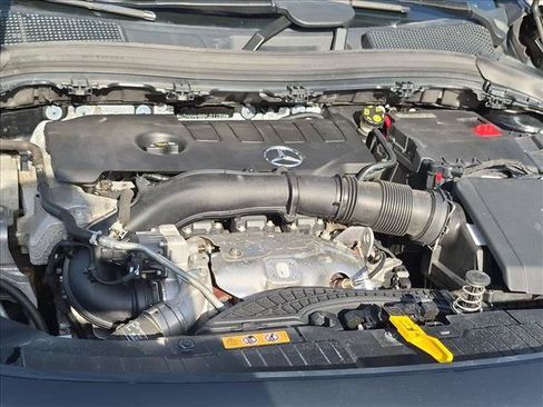 Used 2021 Mercedes-Benz GLA 250 4MATIC image 22