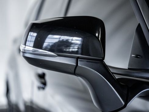 Used 2022 Toyota Highlander XSE image 15