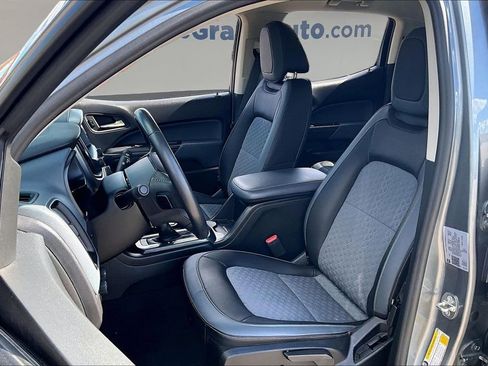 Used 2022 Chevrolet Colorado Z71 AWD/4WD image 19