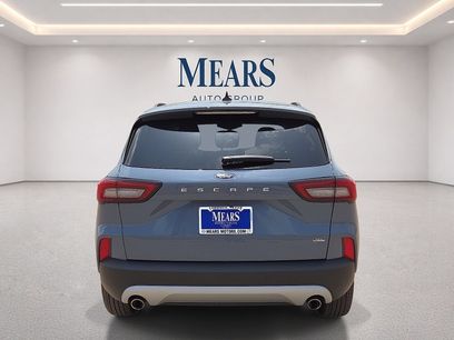 Used 2025 Ford Escape SE