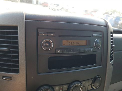 Used 2008 Dodge Sprinter 2500 image 16