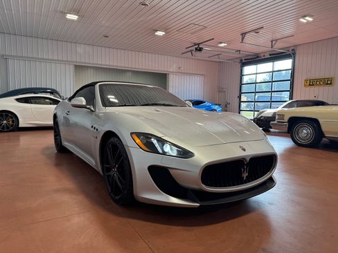 Used 2016 Maserati GranTurismo MC image 7