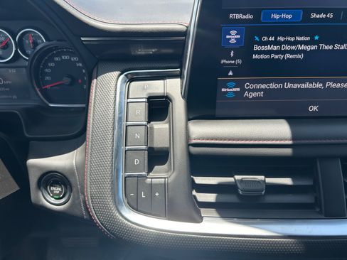 Used 2021 Chevrolet Tahoe RST w/ Rear Media and Nav Package AWD/4WD image 15