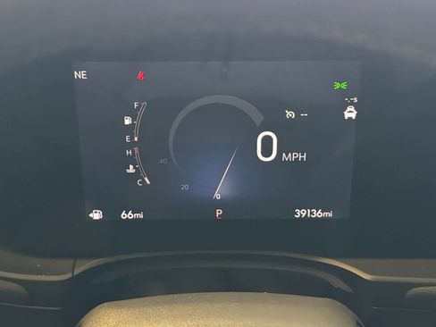 Used 2025 Buick Envista Preferred w/ Convenience I Package image 36