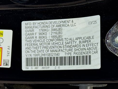 Used 2025 Honda Civic Sport image 28