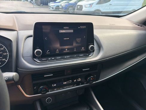 Used 2023 Nissan Rogue SV w/ SV Premium B Package AWD/4WD image 8