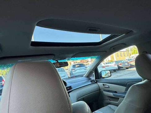 Used 2012 Honda Odyssey EX-L image 24