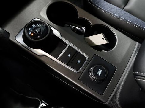 Certified 2025 Ford Bronco Sport Outer Banks w/ Outer Banks Tech Package+ AWD/4WD image 35