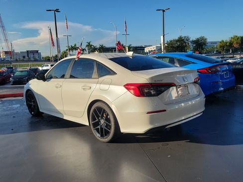 Used 2023 Honda Civic Sport image 7
