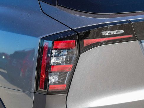New 2025 Nissan Kicks SV FWD image 9