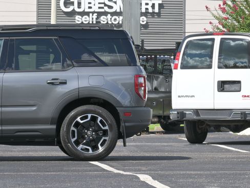 Used 2024 Ford Bronco Sport Outer Banks w/ Tech Package AWD/4WD image 6