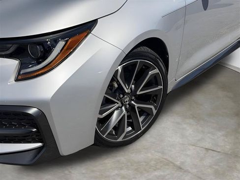 Used 2021 Toyota Corolla SE FWD image 7