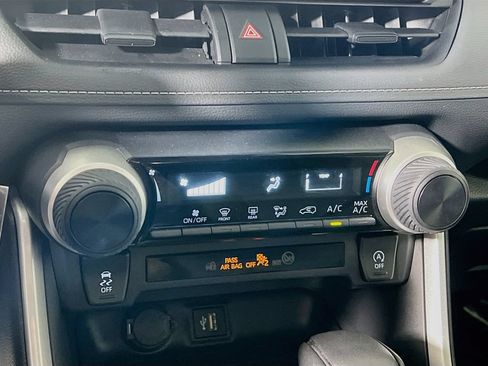 Certified 2024 Toyota RAV4 LE AWD/4WD image 14