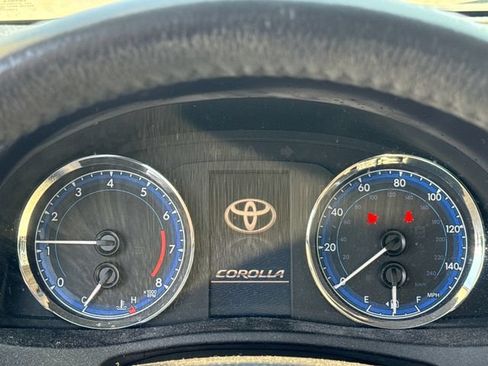 Used 2017 Toyota Corolla SE w/ Carpet Mat Package (TMS) FWD image 16