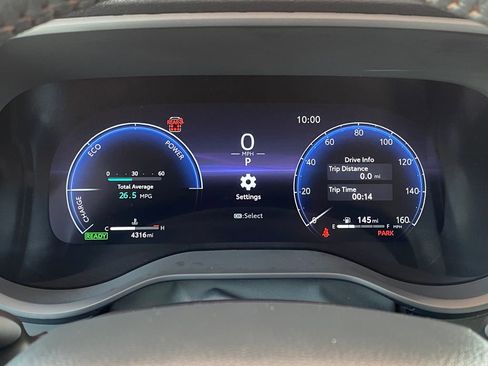 Used 2025 Toyota Sienna Platinum image 29