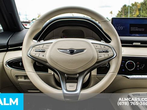 Used 2024 Genesis Electrified GV70 Advanced image 27