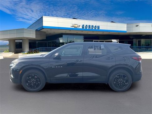 Used 2021 Chevrolet Blazer LT image 3