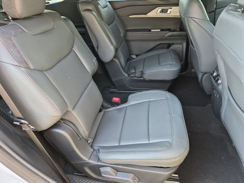 New 2027 Ford Explorer Active w/ Active Comfort Package AWD/4WD image 20