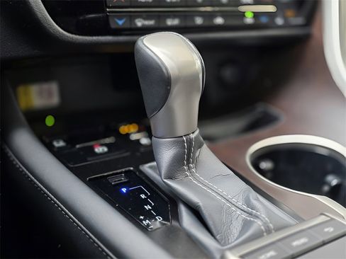 Used 2021 Lexus RX 350 AWD w/ Premium Package image 35