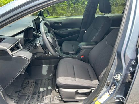 Used 2023 Toyota Corolla LE FWD image 15