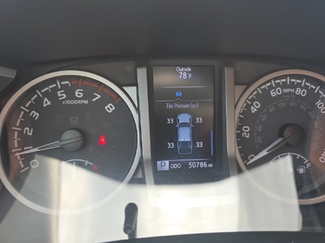 Used 2021 Toyota Tacoma SR5 w/ SR5 Appearance Package (SM) RWD image 19